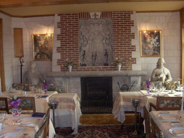 Chateau La Tour Du Roy Vervins ภายนอก รูปภาพ
